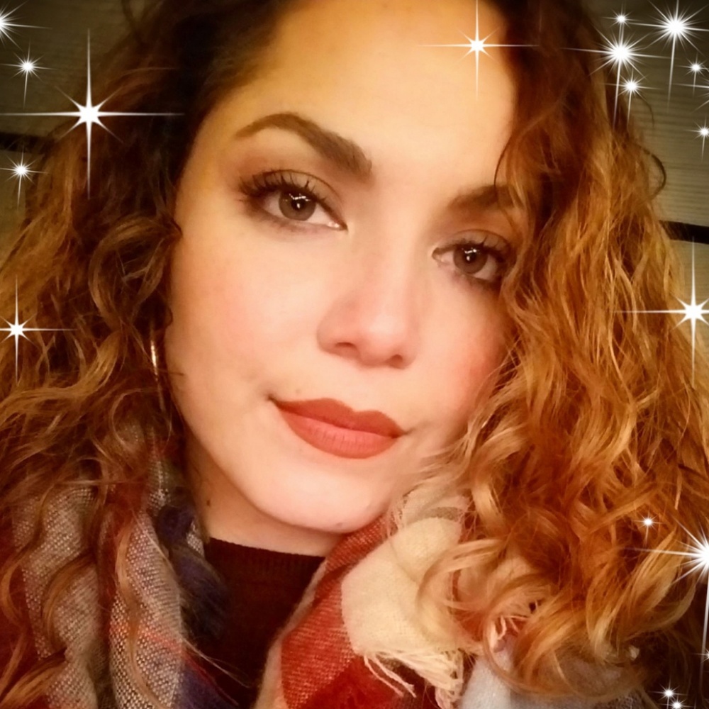 Meet your Posher, Magaly